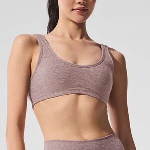 NWT Alo Yoga Alosoft center stage sports bra Large